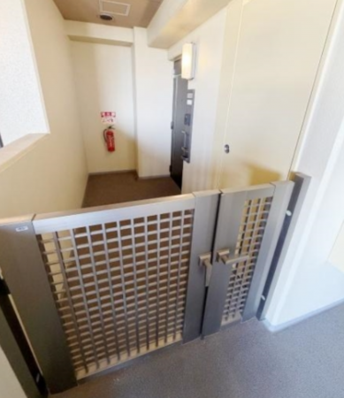 岸和田市港緑町、マンションの画像です