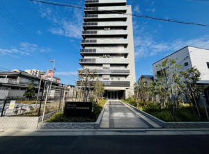 岸和田市沼町、マンションの画像です