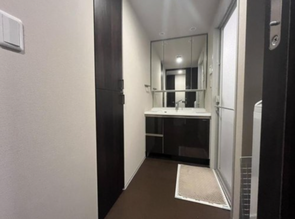 岸和田市沼町、マンションの画像です