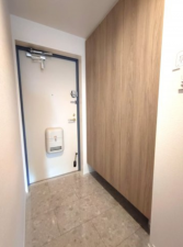 泉佐野市鶴原、マンションの画像です