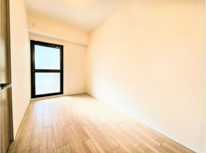 泉佐野市鶴原、マンションの画像です