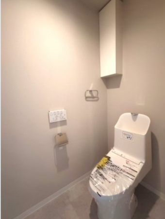 泉佐野市鶴原、マンションの画像です