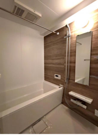 泉佐野市鶴原、マンションの画像です