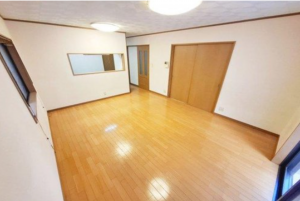 貝塚市窪田、中古一戸建ての画像です