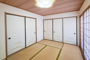 貝塚市窪田、中古一戸建ての画像です