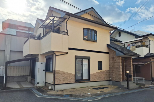 貝塚市窪田、中古一戸建ての画像です