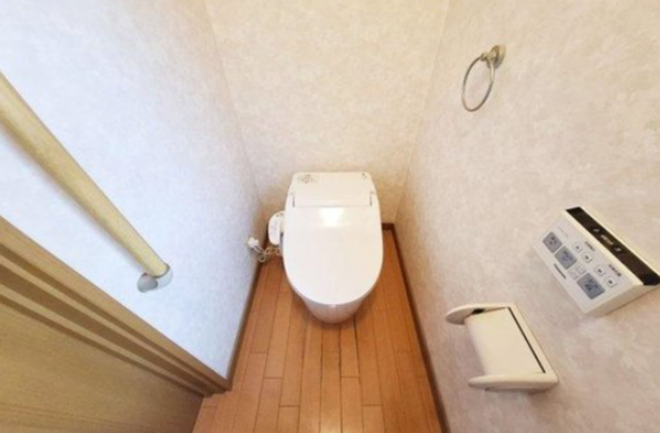 貝塚市窪田、中古一戸建ての画像です