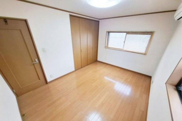 貝塚市窪田、中古一戸建ての画像です