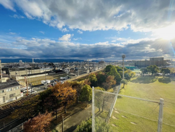 岸和田市上野町東、マンションの画像です