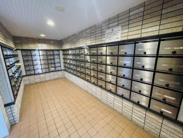 岸和田市上野町東、マンションの画像です