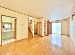 貝塚市東山、中古一戸建ての画像です