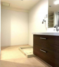 貝塚市二色、マンションの画像です