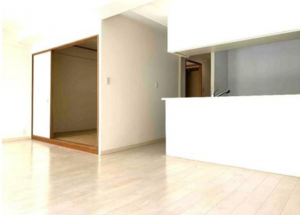 貝塚市二色、マンションの画像です