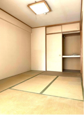 貝塚市二色、マンションの画像です