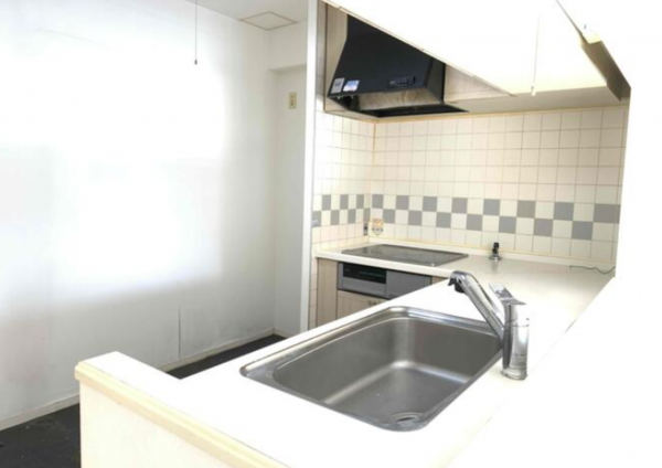 貝塚市二色、マンションの画像です