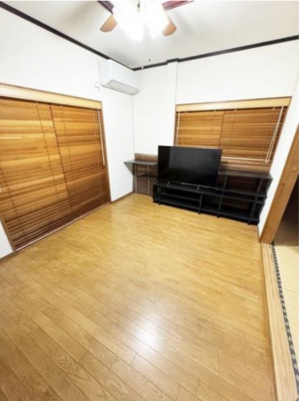 岸和田市上松町、中古一戸建ての画像です