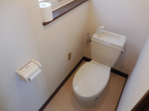 泉佐野市葵町、中古一戸建ての画像です