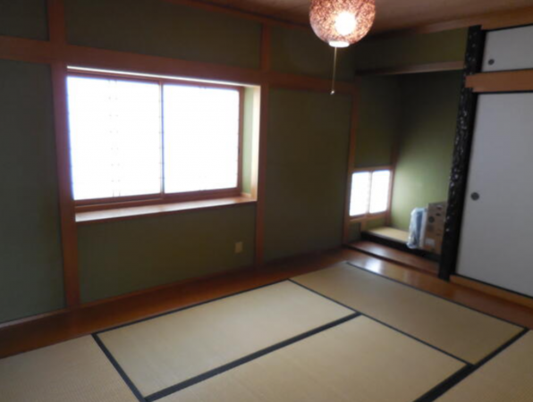 泉佐野市葵町、中古一戸建ての画像です