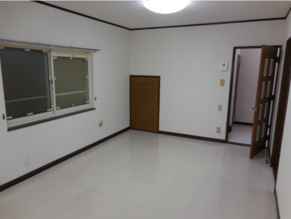 泉佐野市葵町、中古一戸建ての画像です