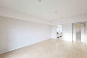 貝塚市海塚、マンションの画像です