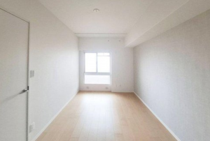 貝塚市海塚、マンションの画像です