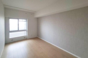 貝塚市海塚、マンションの画像です