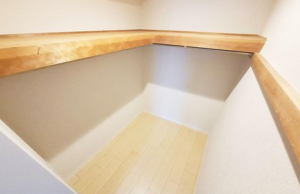 貝塚市海塚、マンションの画像です