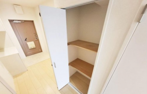 貝塚市海塚、マンションの画像です