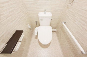 貝塚市海塚、マンションの画像です