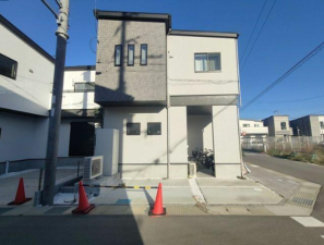 泉佐野市笠松、中古一戸建ての画像です