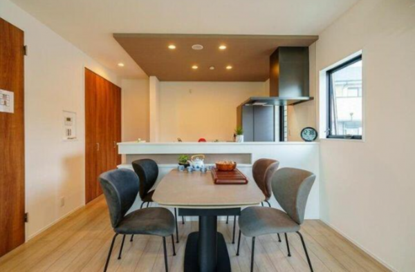 泉佐野市笠松、中古一戸建ての画像です