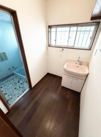 貝塚市麻生中、中古一戸建ての画像です