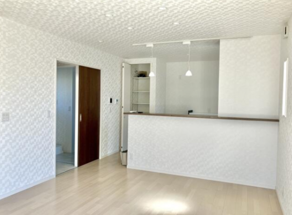 貝塚市新井、中古一戸建ての画像です