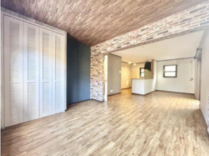 泉佐野市葵町、中古一戸建ての画像です