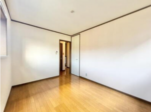 泉佐野市葵町、中古一戸建ての画像です