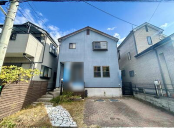 泉佐野市葵町、中古一戸建ての画像です