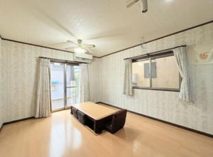 泉佐野市下瓦屋、中古一戸建ての画像です