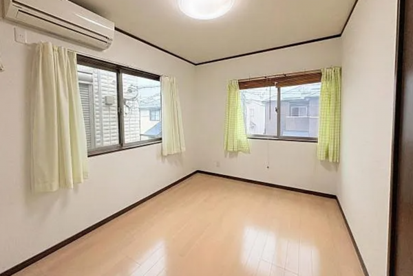 泉佐野市下瓦屋、中古一戸建ての画像です