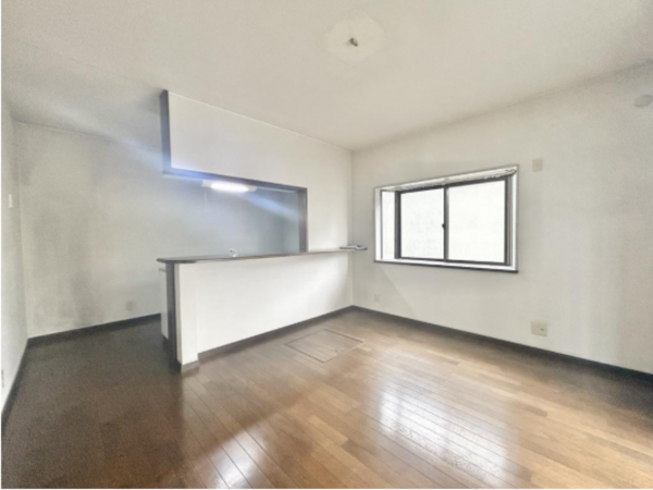 岸和田市八阪町、中古一戸建ての画像です