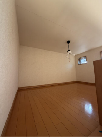 岸和田市上松町、中古一戸建ての画像です