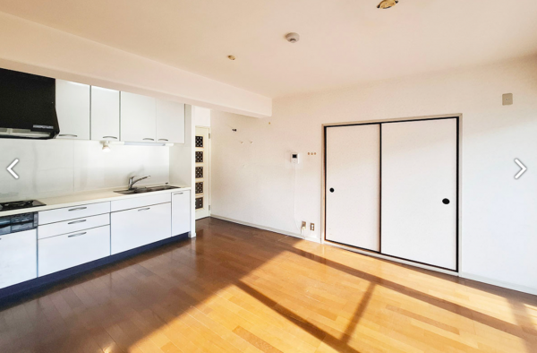 岸和田市下野町、マンションの画像です