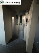 岸和田市藤井町、マンションの画像です