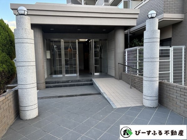 岸和田市藤井町、マンションの画像です