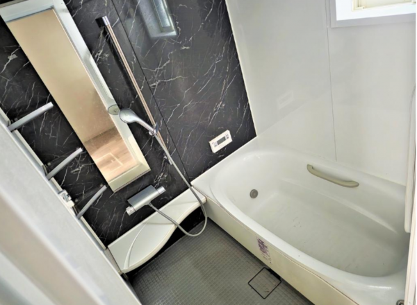 貝塚市鳥羽、中古一戸建ての画像です