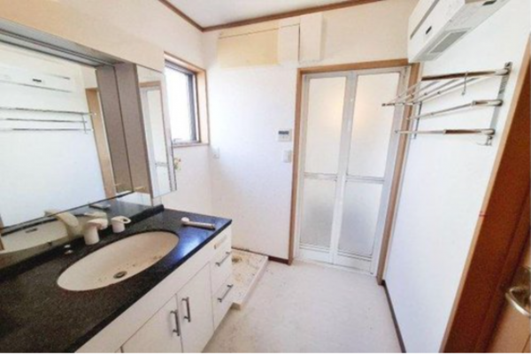 貝塚市畠中、中古一戸建ての画像です