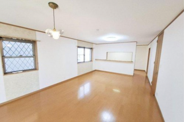 貝塚市畠中、中古一戸建ての画像です