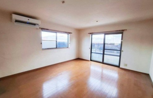 泉佐野市東羽倉崎町、中古一戸建ての画像です