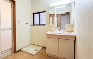 泉佐野市東羽倉崎町、中古一戸建ての画像です