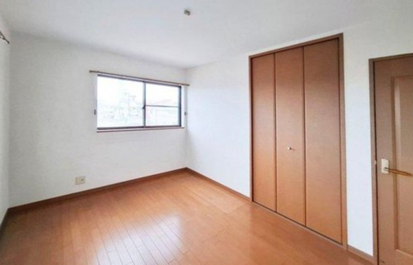 泉佐野市東羽倉崎町、中古一戸建ての画像です