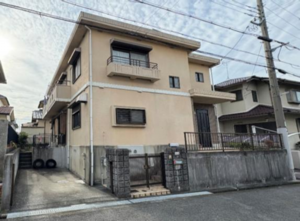 泉南郡熊取町若葉、中古一戸建ての画像です